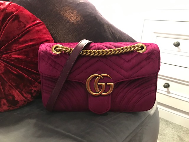 Gucci Marmont Velvet Bag Unboxing and What Fits 